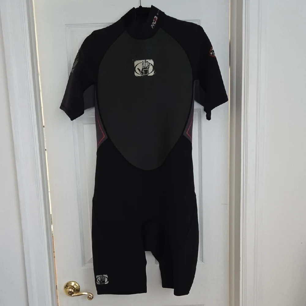 Body Glove Black Short Sleeve Wetsuit